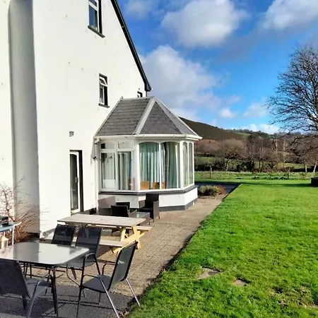 Farm House. Nyaraló Cill Airne